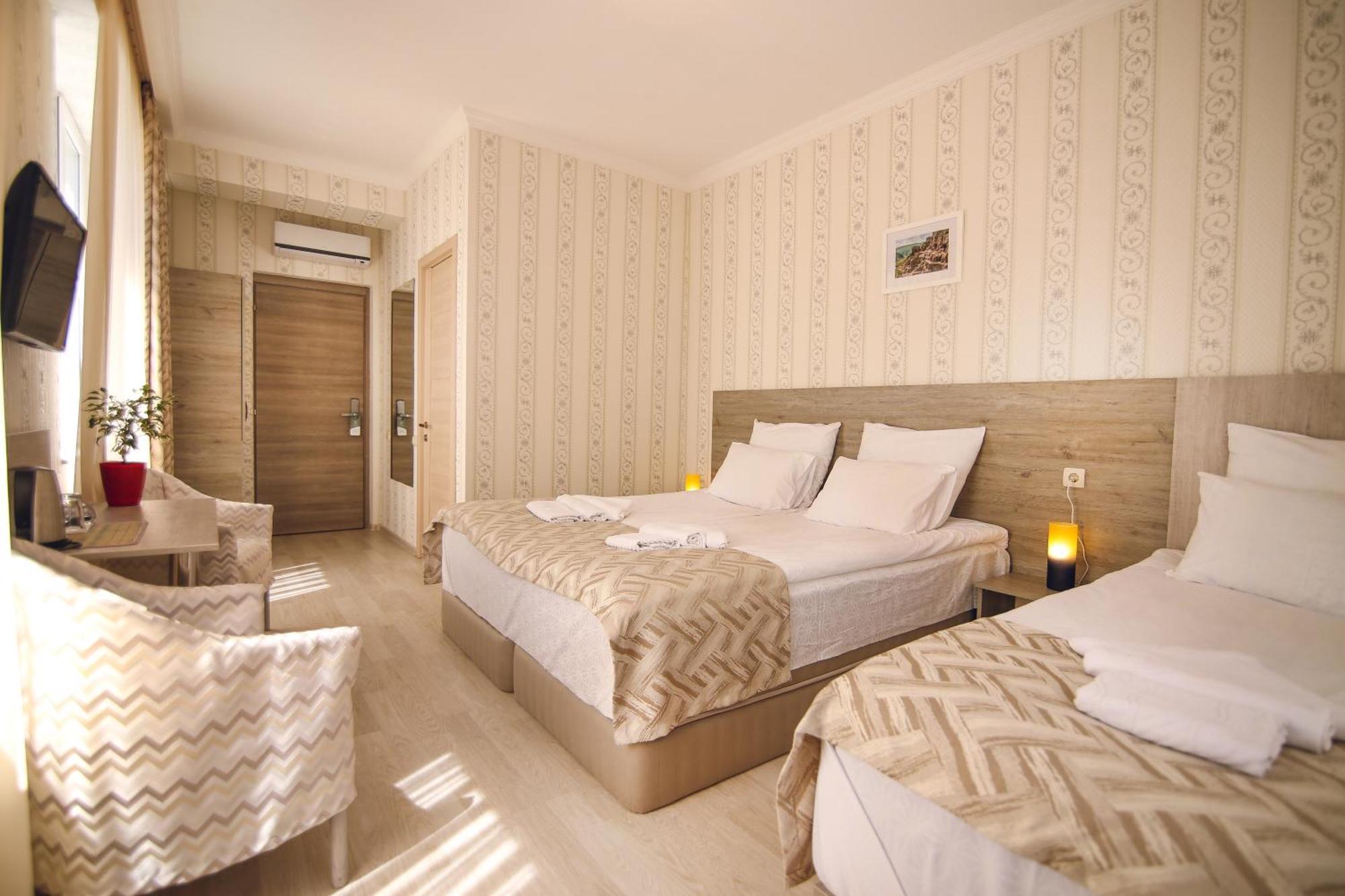 Kenari Hotel Tbilisi Exterior photo