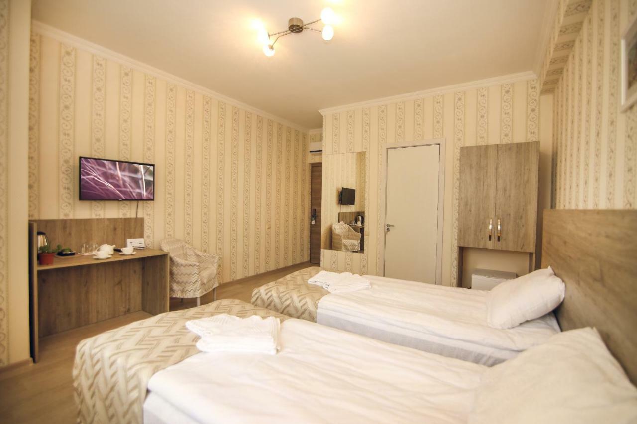 Kenari Hotel Tbilisi Exterior photo
